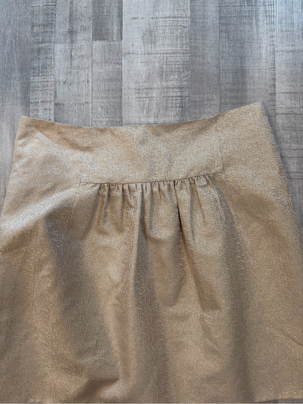 J.Crew Womenβs Size 2 Gold Metallic Jacquard Pleated Mini Skirt Lined